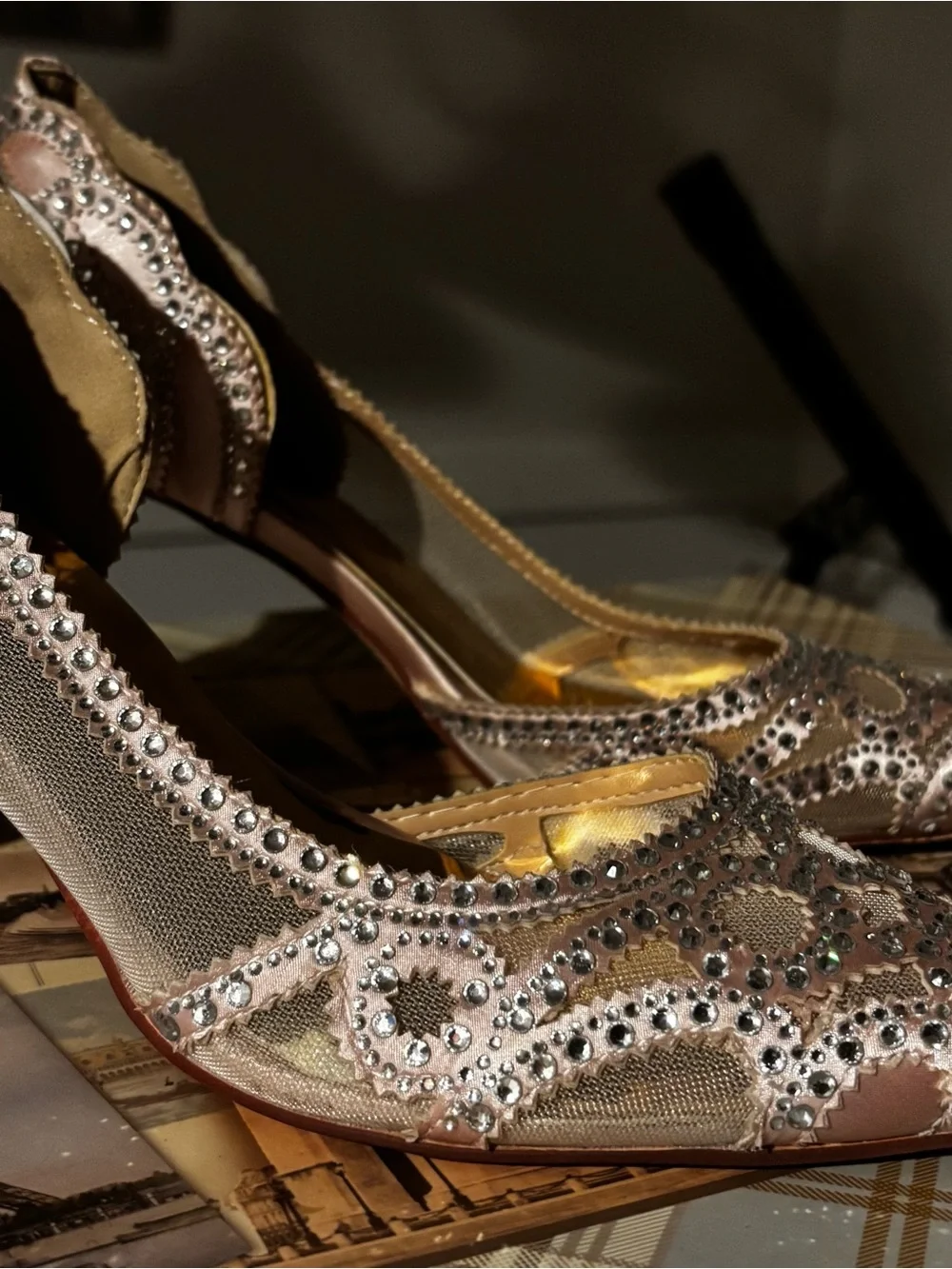 XYD Women's Pumps, Elegant Pointed Toe, D'Orsay Kitten Low Heels, Rhinestone